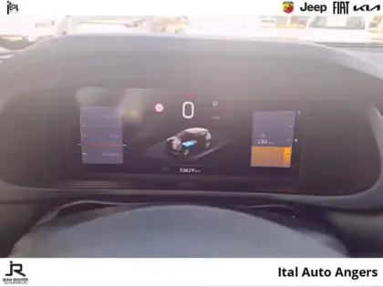 Photo 11 Jeep Avenger  1.2 Turbo T3 110ch MHEV Altitude BVR6 eHybrid
