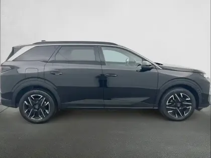 Photo 25 Peugeot 5008  Hybrid 136 e-DCS6