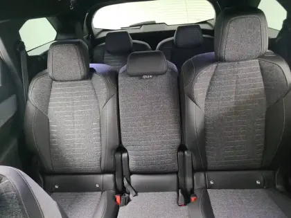 Photo 11 Peugeot 5008  Hybrid 136 e-DCS6