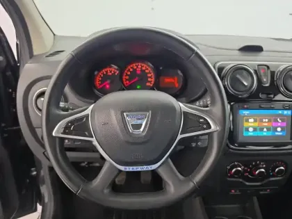 Photo 37 Dacia Lodgy  TCe 130 FAP 7 places