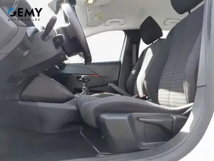 Photo 33 Peugeot 208  BlueHDi 100 S&S BVM6