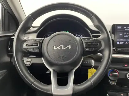 Photo 22 Kia Stonic  1.0 T-GDi 100 ch DCT7