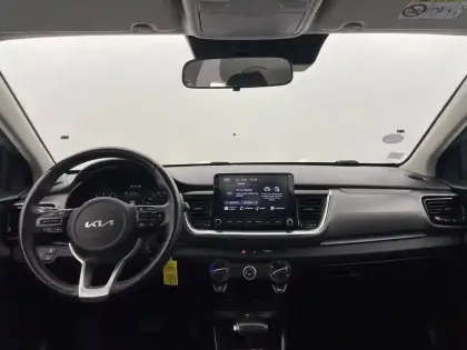 Photo 29 Kia Stonic  1.0 T-GDi 100 ch DCT7