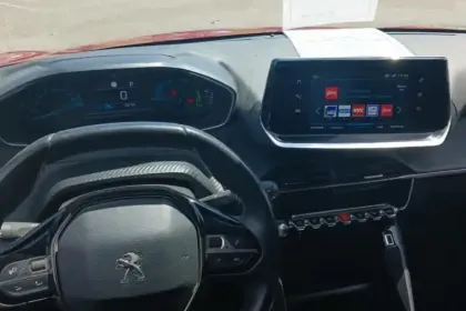 Photo 15 Peugeot 208  Electrique 50 kWh 136ch