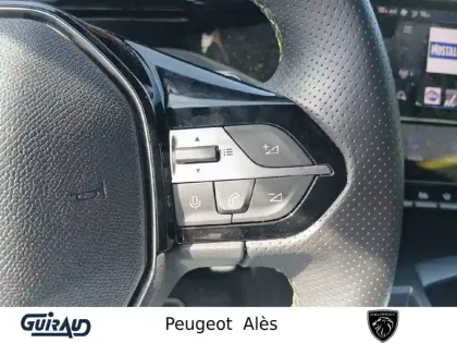 Photo 15 Peugeot 308  PureTech 130ch S&S EAT8