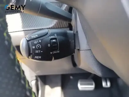Photo 36 Peugeot 208  Electrique 50 kWh 136ch