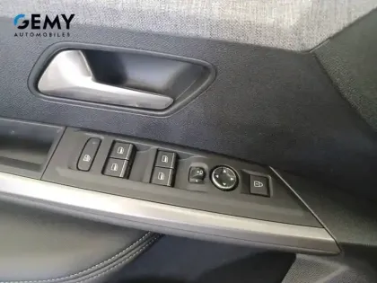 Photo 15 Peugeot 5008  Hybrid 145 ch e-DCS6