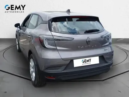 Photo 6 Renault Captur  E-Tech full hybrid 160 ch