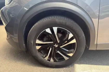 Photo 41 Peugeot 2008  PureTech 130 S&S EAT8
