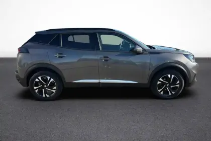 Photo 6 Peugeot 2008  PureTech 130 S&S EAT8