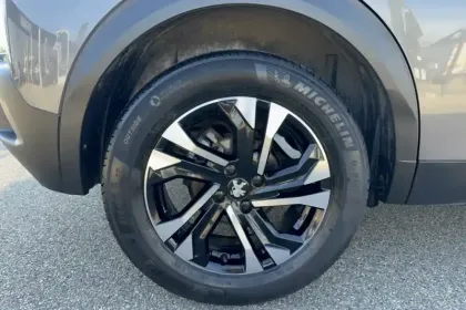 Photo 29 Peugeot 2008  PureTech 130 S&S EAT8