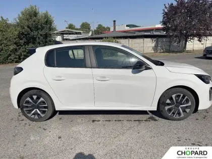 Photo 30 Peugeot 208  Hybrid 100 e-DCS6