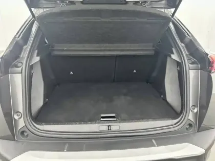 Photo 24 Peugeot 2008  PureTech 100 S&S BVM6