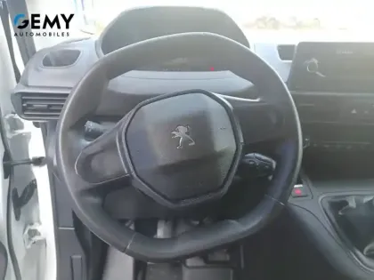 Photo 12 Peugeot Partner  FOURGON STANDARD 1000 KG BLUEHDI 100 S&S BVM5