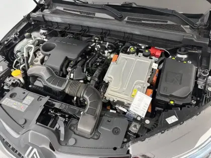 Photo 35 Renault Arkana  E-Tech 145 - 23
