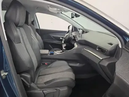 Photo 22 Peugeot 5008  PureTech 130ch S&S BVM6