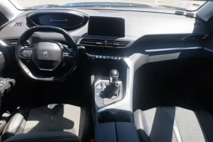 Photo 8 Peugeot 5008  PureTech 130ch S&S BVM6