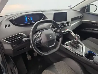 Photo 49 Peugeot 5008  PureTech 130ch S&S BVM6