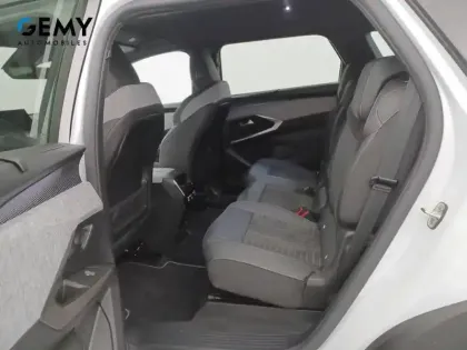 Photo 9 Peugeot 5008  Hybrid 145 ch e-DCS6