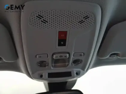Photo 14 Peugeot 2008  Electrique 136 ch