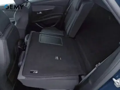Photo 12 Peugeot 3008  Hybrid 225 e-EAT8