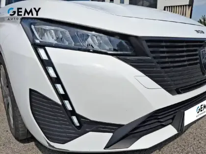 Photo 16 Peugeot 308  PureTech 110ch S&S BVM6