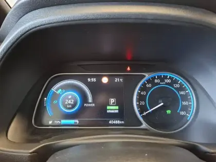 Photo 30 Nissan Leaf  Electrique 62kWh