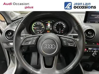 Photo 11 Audi A3  Sportback 40 e-tron 204 S tronic 6