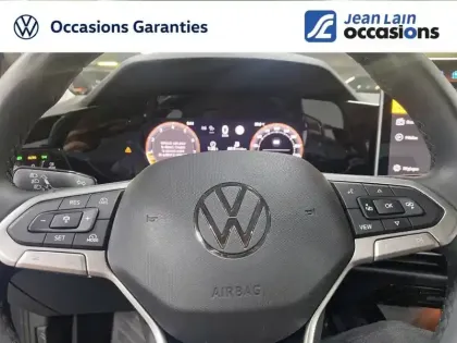 Photo 18 Volkswagen Golf  1.5 eTSI EVO2 116 DSG7