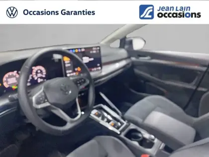Photo 12 Volkswagen Golf  1.5 eTSI EVO2 116 DSG7