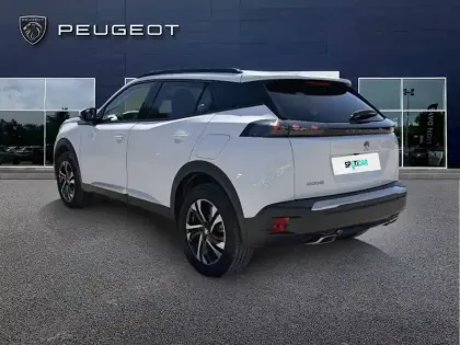 Photo 6 Peugeot 2008  PureTech 130 S&S EAT8