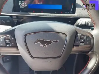 Photo 24 Ford Mustang  Mach-E Standard Range 76 kWh 269 ch AWD