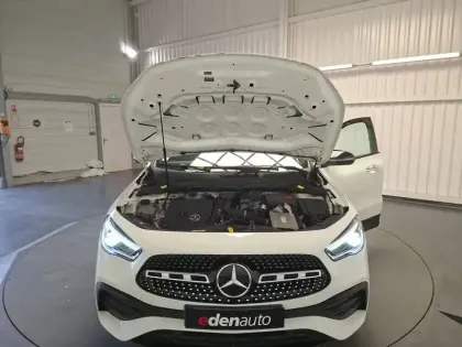 Photo 39 Mercedes GLA  250 e 8G-DCT