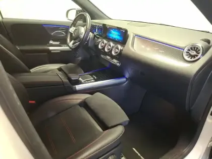 Photo 8 Mercedes GLA  250 e 8G-DCT