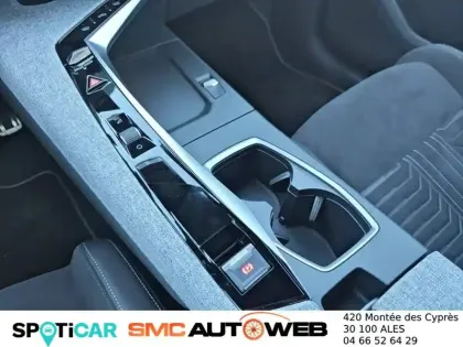 Photo 20 Peugeot 3008  Hybrid 136 e-DCS6