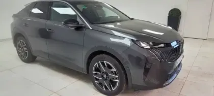 Photo 7 Peugeot 3008  Hybrid 145 e-DCS6