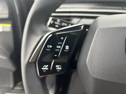 Photo 35 Peugeot 3008  Hybrid 145 e-DCS6