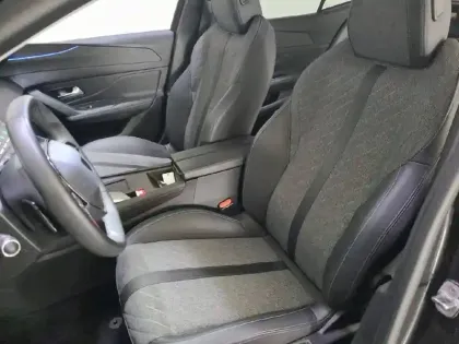 Photo 10 Peugeot 408  PureTech 130 ch S&S EAT8