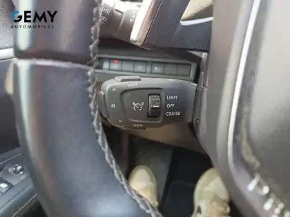 Photo 24 Peugeot 3008  Hybrid 225 e-EAT8