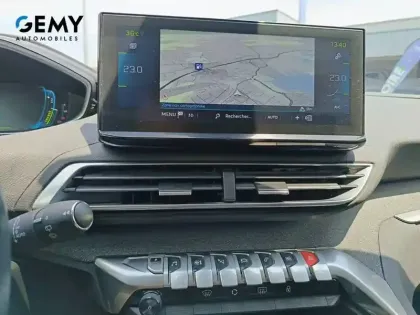 Photo 16 Peugeot 3008  Hybrid 225 e-EAT8