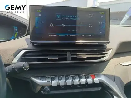 Photo 15 Peugeot 3008  Hybrid 225 e-EAT8
