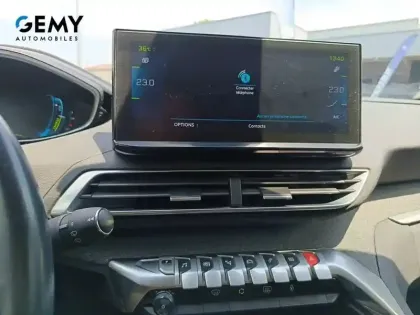 Photo 19 Peugeot 3008  Hybrid 225 e-EAT8