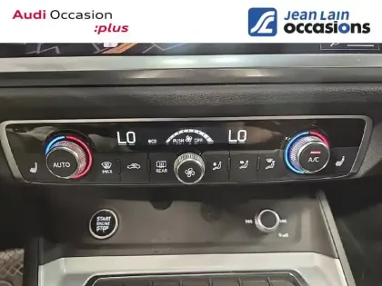 Photo 13 Audi Q3  35 TFSI 150 ch S tronic 7