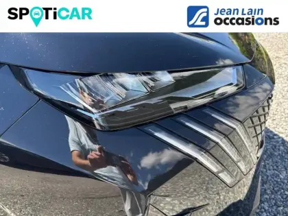 Photo 15 Peugeot 5008  Hybrid 136 e-DCS6