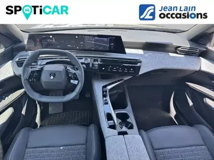 Photo 7 Peugeot 5008  Hybrid 136 e-DCS6