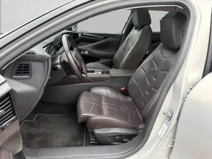 Photo 10 DS DS 4  Hybride E-Tense 225 EAT8