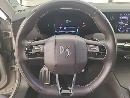 Photo 38 DS DS 4  Hybride E-Tense 225 EAT8
