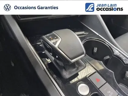 Photo 15 Volkswagen Touareg  3.0 V6 eHybrid 381ch Tiptronic 8 4Motion