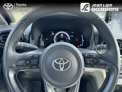 Photo 11 Toyota Yaris  Cross Hybride 116h 2WD