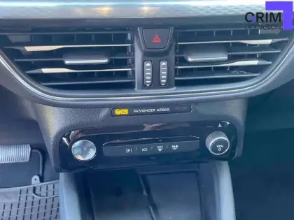 Photo 8 Ford Kuga  2.5 Duratec 180 ch FlexiFuel FHEV E85 Powershift